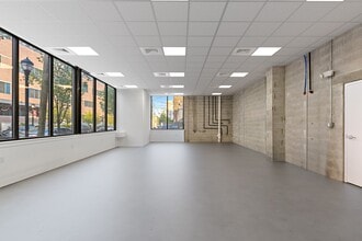 1414 NEW YORK Ave, Union City, NJ à vendre Photo intérieure– Image 2 sur 2