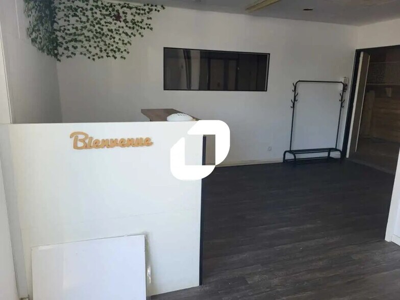 Bureau dans Mérignac à louer - Photo de l’immeuble – Image 1 sur 6