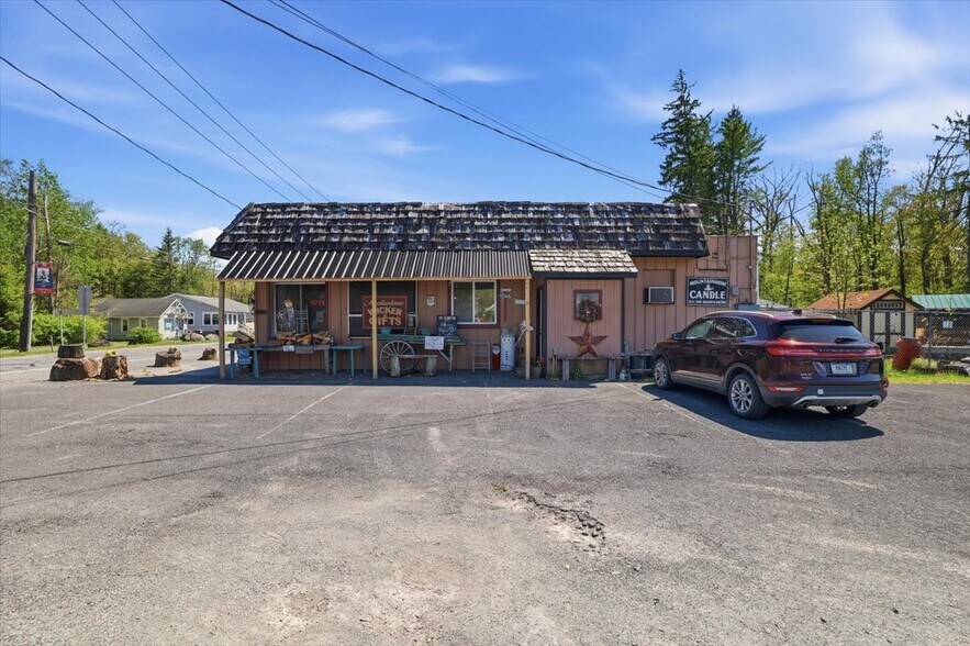 1131 PA-390 Rt, Cresco, PA à vendre - Photo de l’immeuble – Image 1 sur 17