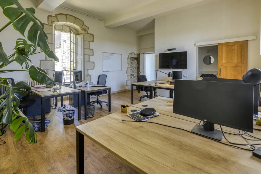 10 Rue Du Bois Briand, Nantes à louer - Photo de l’immeuble – Image 1 sur 12