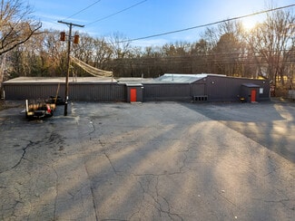 Plus de détails pour 89 Hartford Ave W, Mendon, MA - Local d’activités à vendre
