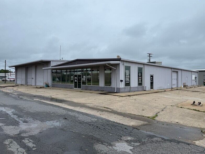 812 Merriman Street, Conway, AR à vendre - Photo de l’immeuble – Image 2 sur 21