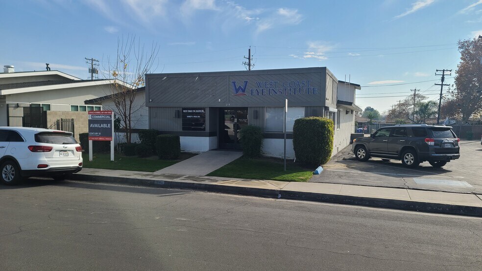 215 China Grade Loop, Bakersfield, CA à vendre - Photo de l’immeuble – Image 1 sur 23