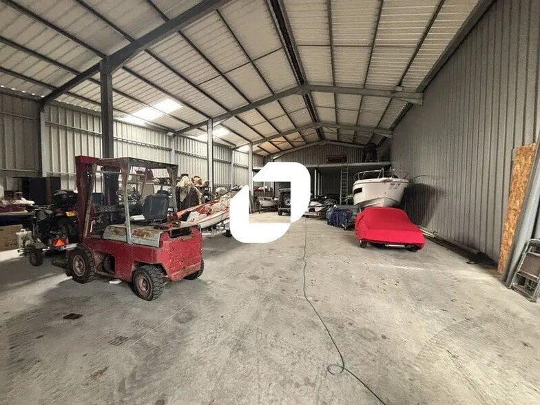 Local d’activités dans Andernos-les-Bains à louer - Photo intérieure – Image 2 sur 5