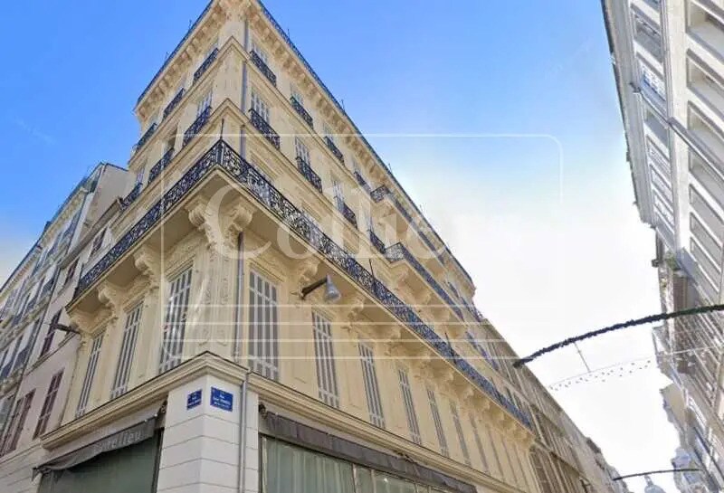 Bureau dans Marseille à louer - Photo de l’immeuble – Image 2 sur 5
