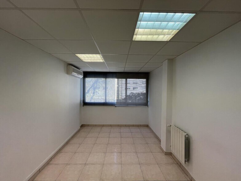 Bureau dans Toulon à vendre - Photo de l’immeuble – Image 2 sur 6