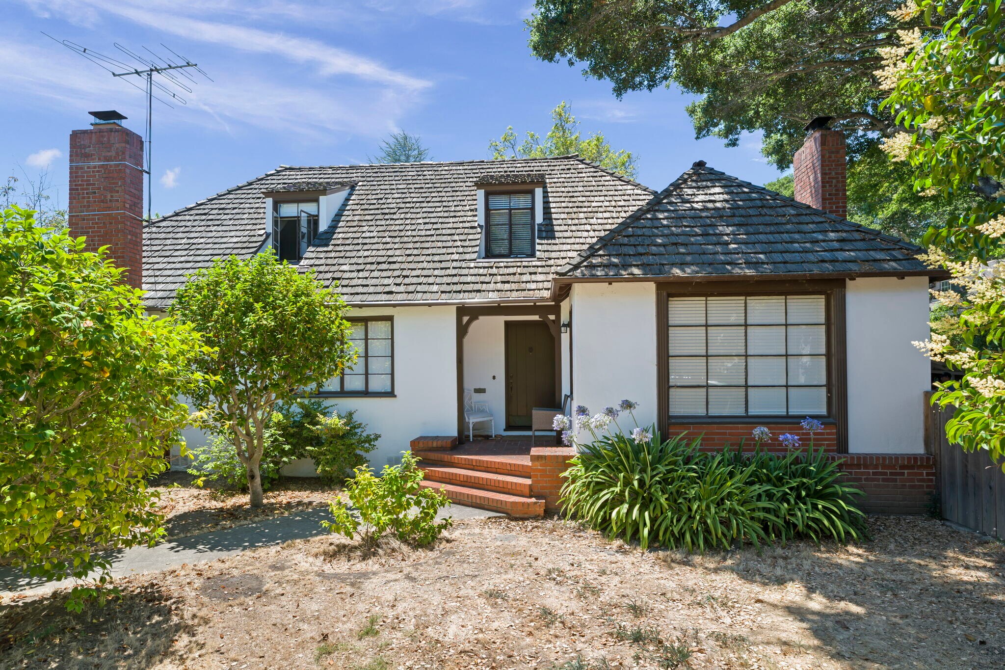 4 Warren Rd, San Mateo, CA à vendre Photo de l’immeuble– Image 1 sur 14