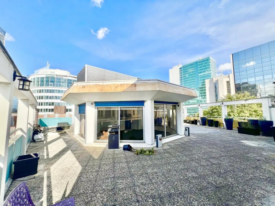 Bureau dans Puteaux à louer Photo de l’immeuble– Image 1 sur 8