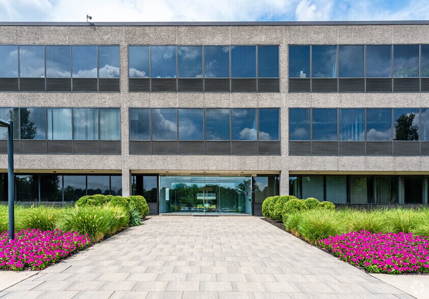 800 Lanidex Plz, Parsippany, NJ à louer - Photo de l’immeuble – Image 2 sur 7