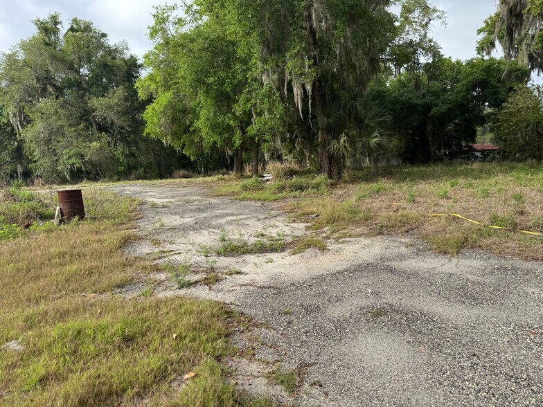 752 County Rd 426, Oviedo, FL à louer - Photo de l’immeuble – Image 3 sur 6