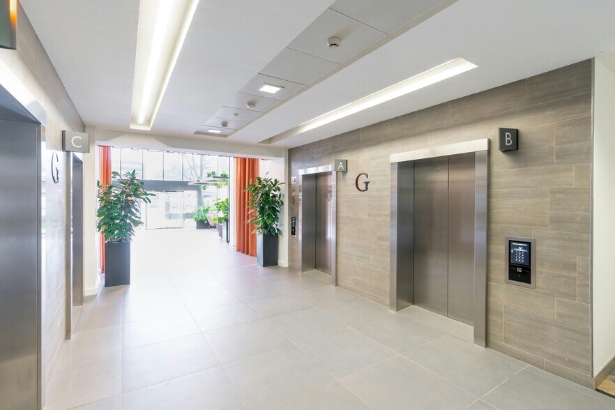 Chester Rd, Manchester à louer - Photo intérieure – Image 2 sur 15