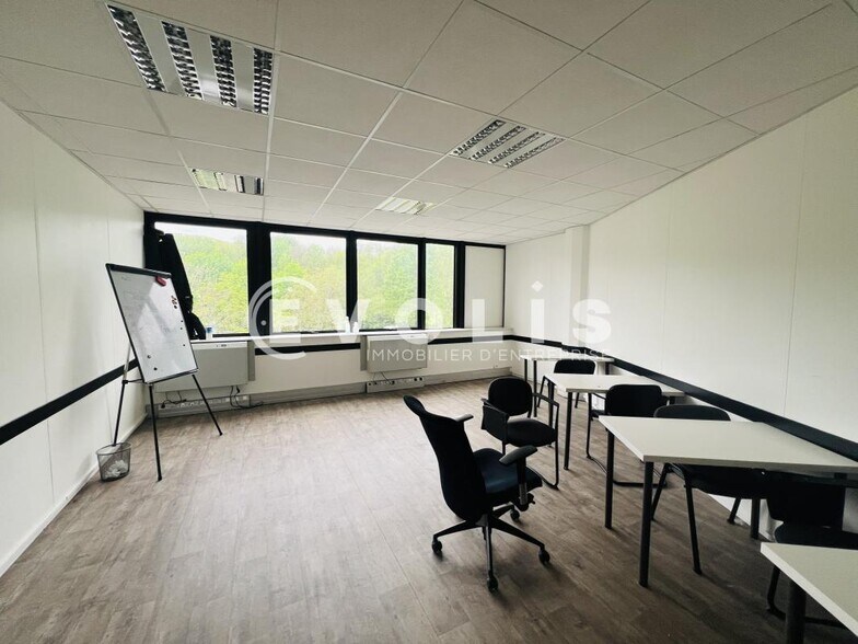1 Rue De Rome, Rosny-sous-Bois à louer - Photo intérieure – Image 3 sur 7