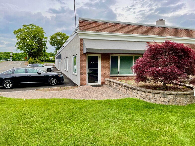 465 W Main St, Wyckoff, NJ à louer - Photo de l’immeuble – Image 2 sur 13