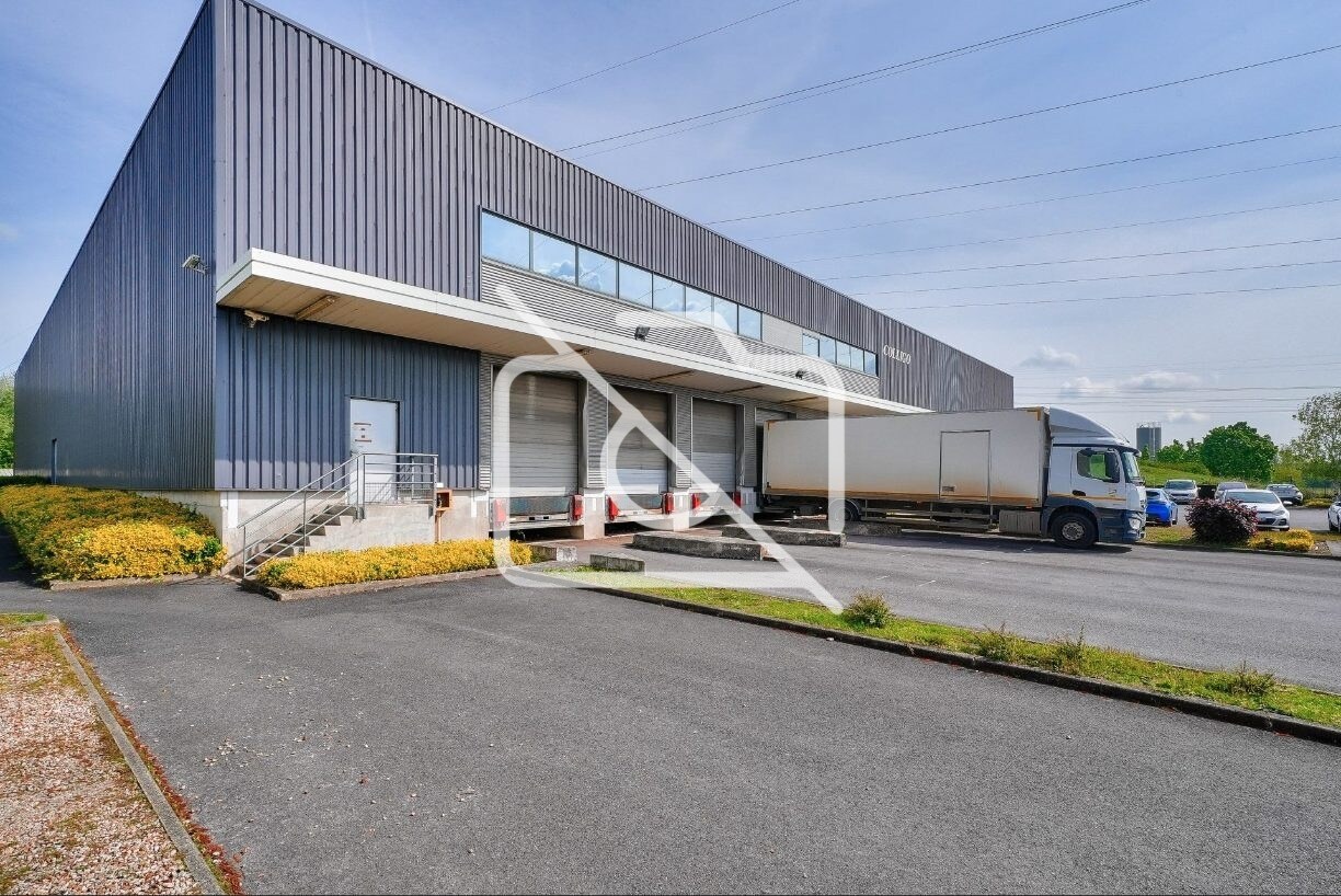 Industriel/Logistique dans Villeparisis à louer Photo de l’immeuble– Image 1 sur 5