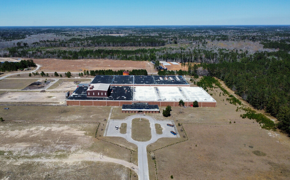 1497 Industrial Rd, Walterboro, SC à vendre - Photo de l’immeuble – Image 1 sur 14