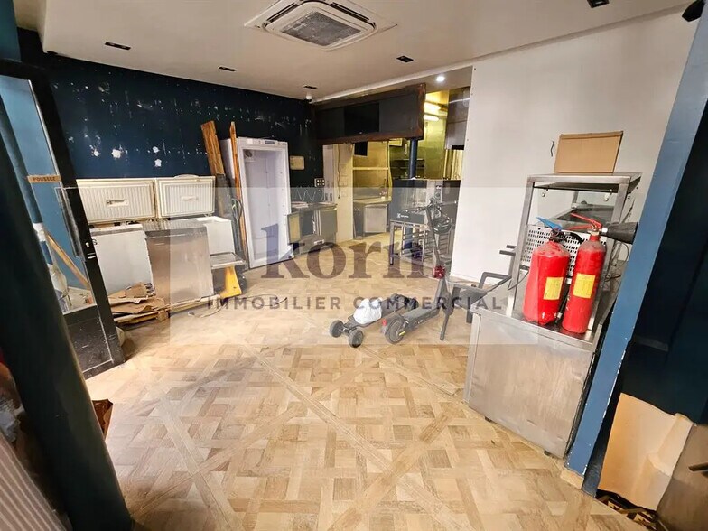 Local commercial dans Paris à louer - Photo intérieure – Image 1 sur 4