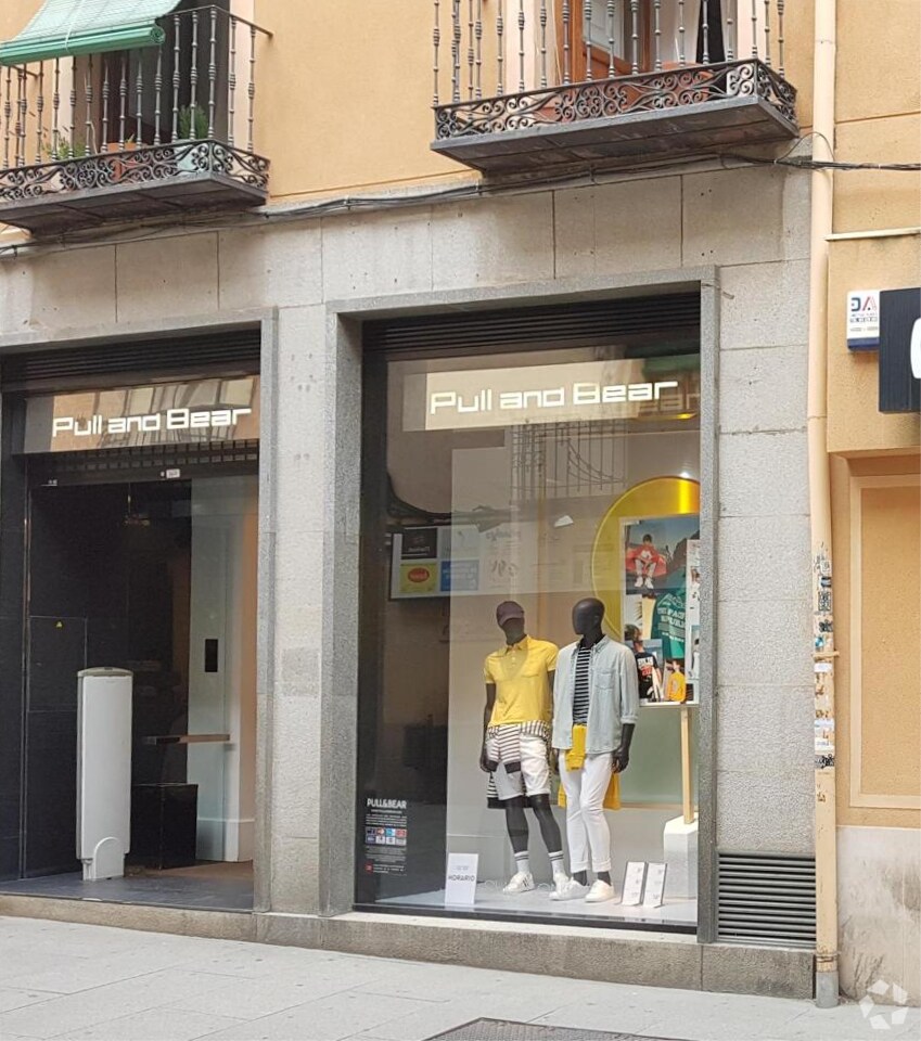 Local commercial dans Segovia, Segovia à louer Photo intérieure– Image 1 sur 2