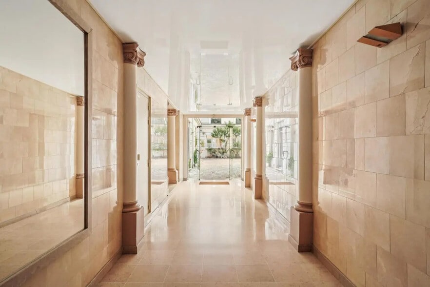 70 Avenue Kléber, Paris à louer - Photo de l’immeuble – Image 2 sur 15