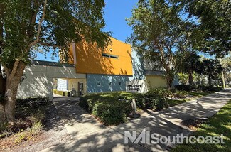 Plus de détails pour 955 10th Ave N, Naples, FL - Bureau/Médical à louer