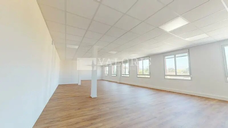 32 Rue De La République, Décines-Charpieu à louer - Photo intérieure – Image 2 sur 9
