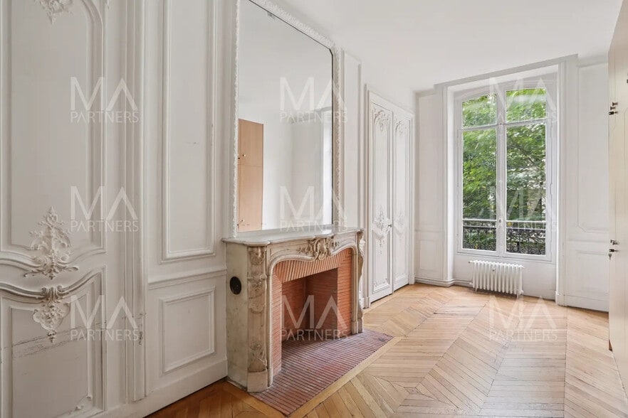 Bureau dans Paris à vendre - Photo de l’immeuble – Image 2 sur 6