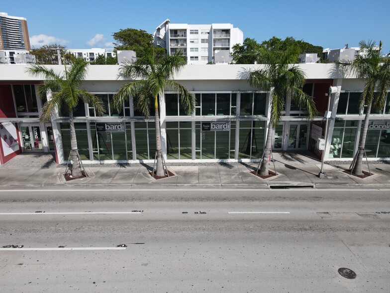 6399 Biscayne Blvd, Miami, FL à louer - Photo de l’immeuble – Image 3 sur 32