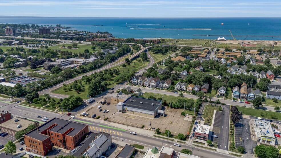 350 Niagara St, Buffalo, NY à vendre - Photo de l’immeuble – Image 3 sur 35
