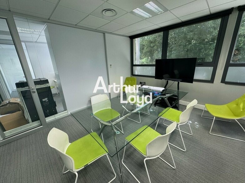 245 Route Des Lucioles, Sophia Antipolis à vendre - Photo intérieure – Image 3 sur 5