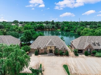 Plus de détails pour 2224 Bridgeview Blvd, Edmond, OK - Bureau à vendre