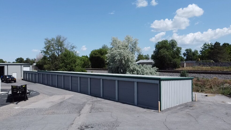 1105 N 1600 W, Layton, UT à vendre - Photo de l’immeuble – Image 2 sur 13