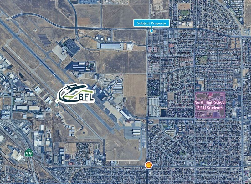 SEC Airport Dr, Bakersfield, CA à vendre - Photo principale – Image 1 sur 3