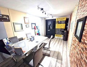 Cherry Tree Rd, Doncaster à louer Photo intérieure– Image 2 sur 3