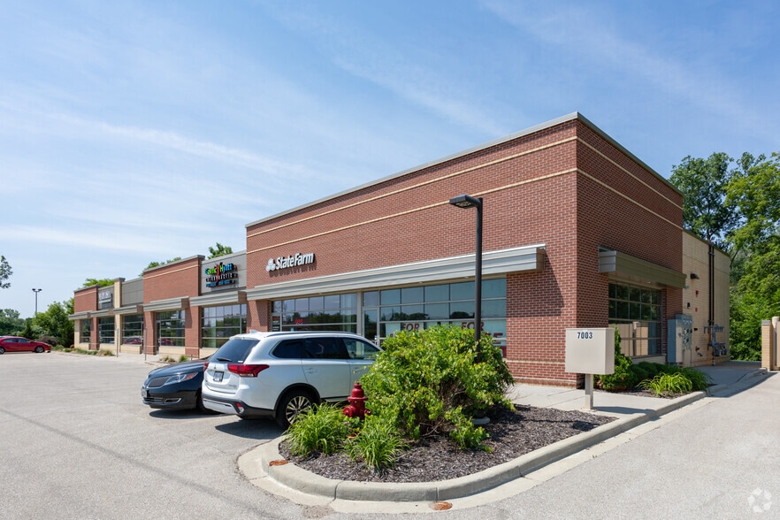 Howell Ave, Oak Creek, WI à louer - Photo principale – Image 1 sur 6