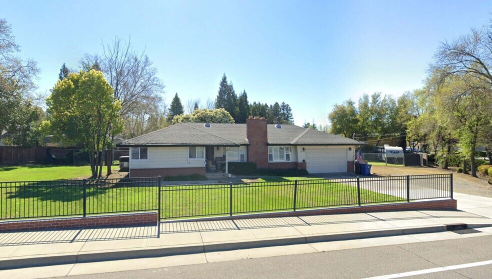 7920 Old Auburn Rd, Citrus Heights, CA à louer - Photo de l’immeuble – Image 3 sur 5