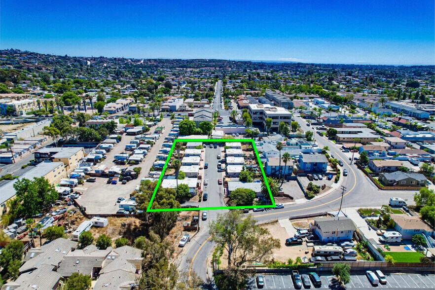 5015 Comanche Dr, La Mesa, CA à vendre - Photo de l’immeuble – Image 1 sur 9