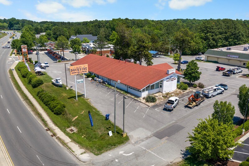 11550 Us-15 501 Hwy, Chapel Hill, NC à vendre - Photo de l’immeuble – Image 1 sur 10