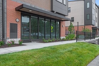 2914-2924 Buchanan St, Kansas City, MO à louer Photo de l’immeuble– Image 2 sur 7