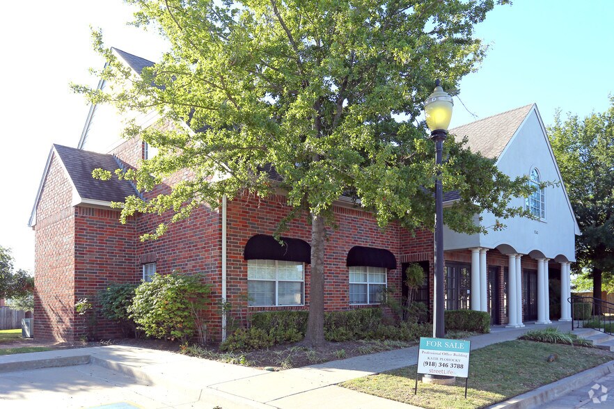 1343 E 71st St, Tulsa, OK à vendre - Photo de l’immeuble – Image 1 sur 3