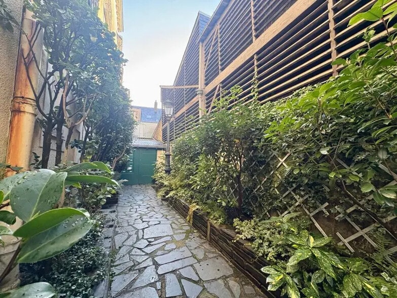 Bureau dans Nantes à vendre - Photo de l’immeuble – Image 2 sur 15