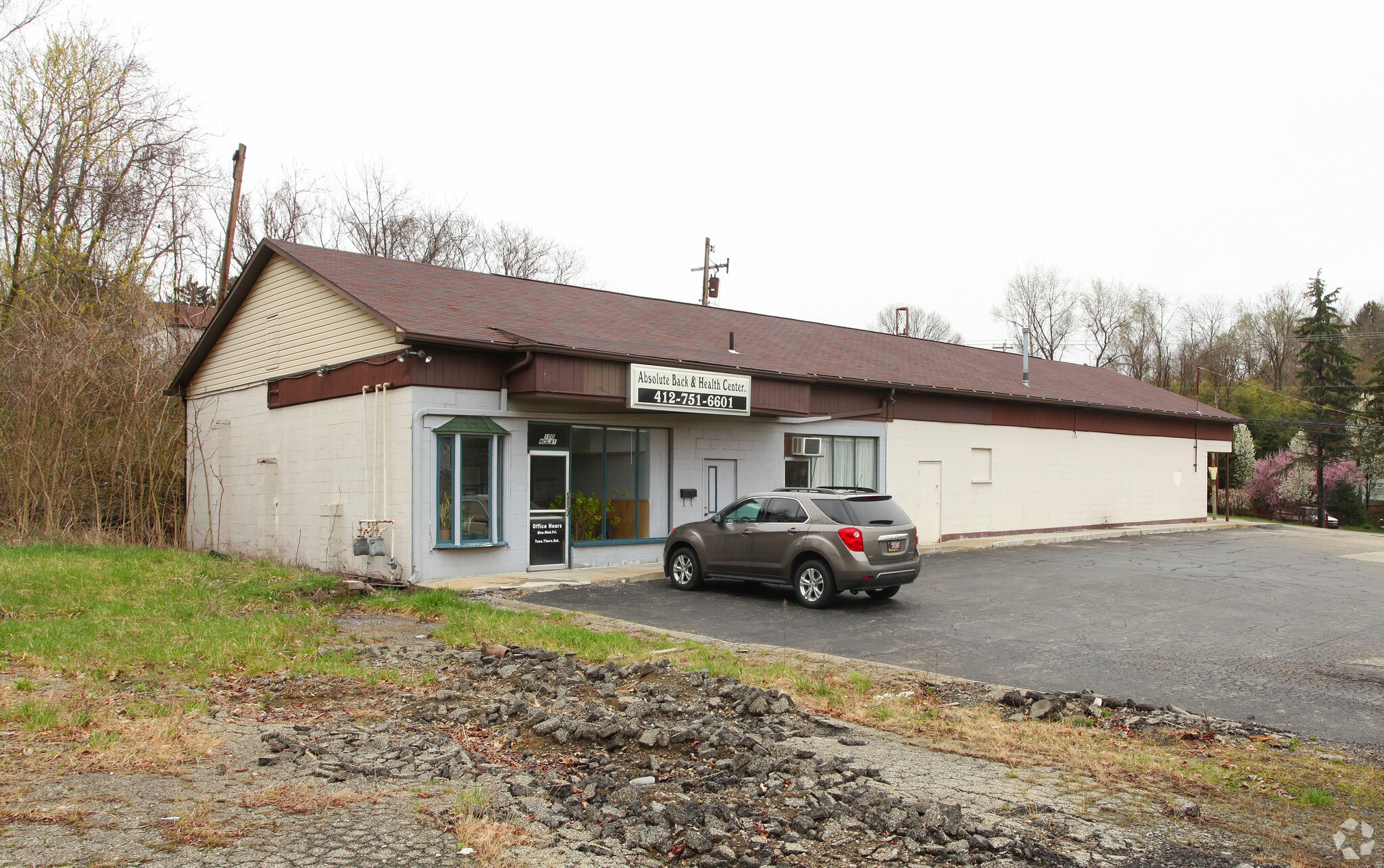 100-108 Mclay Dr, Elizabeth, PA à louer Photo principale– Image 1 sur 3