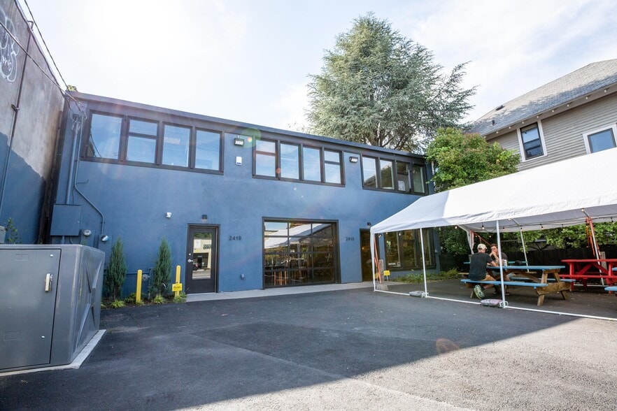 2415-2419 SE 11th Ave, Portland, OR à vendre - Photo principale – Image 1 sur 8