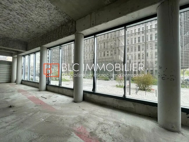 Plus de détails pour Local commercial à louer