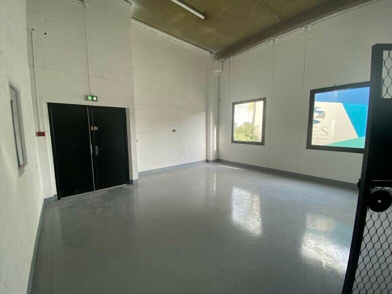 Rue Notre Dame, Argenteuil à vendre - Photo intérieure – Image 2 sur 3