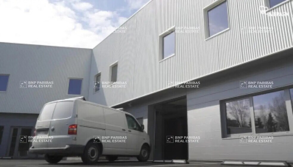 Bureau dans Grande-Synthe à louer - Photo de l’immeuble – Image 3 sur 13