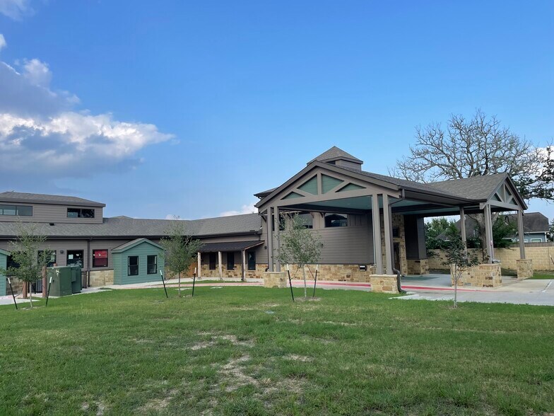 2775 Barron Rd, College Station, TX à vendre - Photo de l’immeuble – Image 2 sur 5