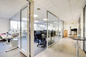 198 Avenue De Verdun, Issy-les-Moulineaux à louer Photo intérieure– Image 2 sur 20