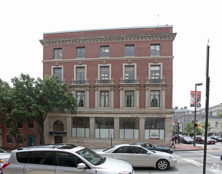 1 E Franklin St, Baltimore, MD à vendre - Photo de l’immeuble – Image 2 sur 18