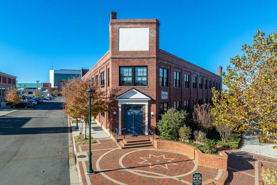 2000 W Marshall St, Richmond, VA à louer - Photo de l’immeuble – Image 2 sur 11