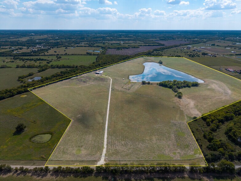3679 County Road 1089, Celeste, TX à vendre - Photo de l’immeuble – Image 2 sur 27
