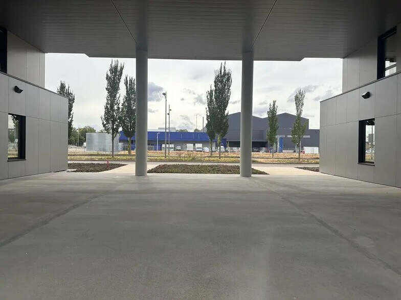 Local commercial dans Strasbourg à louer - Photo de l’immeuble – Image 3 sur 10
